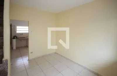 Casa com 2 quartos para alugar na Avenida Escragnolle Dória, Vila Formosa, São Paulo