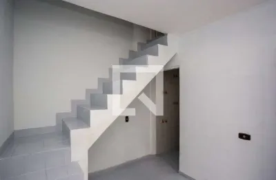 Casa com 2 quartos para alugar na Rua Pau do Café, Vila Nogueira, Diadema