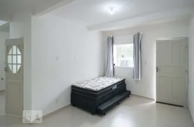 Casa com 1 quarto para alugar na Rua Benjamin Costa, Campo Belo, São Paulo