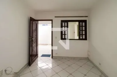 Casa com 2 quartos para alugar na Rua Ana Clara, Vila Mendes, São Paulo