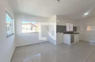 Casa com 2 quartos para alugar na Rua Emílio do Lago, Vila Formosa, São Paulo