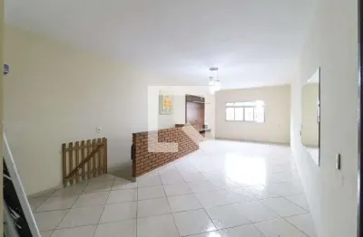 Casa com 4 quartos para alugar na Rua Bruna Gallea, Jardim Peri, São Paulo
