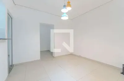 Casa com 2 quartos para alugar na Rua Doutor Penaforte Mendes, Consolação, São Paulo
