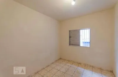 Casa com 3 quartos para alugar na Rua Careiro, Cangaíba, São Paulo