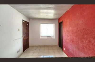 Casa com 1 quarto para alugar na Rua João Nunes da Mata, Boca do Rio, Salvador
