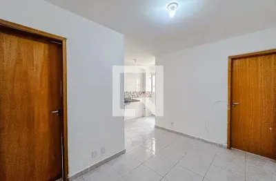 Apartamento com 2 quartos para alugar na Rua Caetano Pinto, Brás, São Paulo