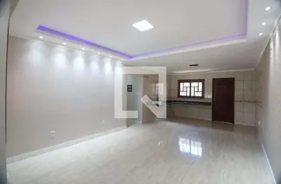 Casa com 3 quartos para alugar na Rua Hermes da Fonseca, Rio Branco, Canoas