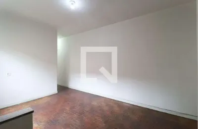 Casa com 2 quartos para alugar na Rua Curuçá, Vila Maria, São Paulo