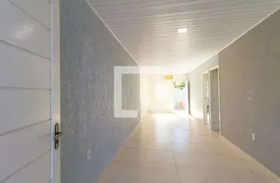 Casa com 2 quartos para alugar na Rua Leon Denis, Mato Grande, Canoas