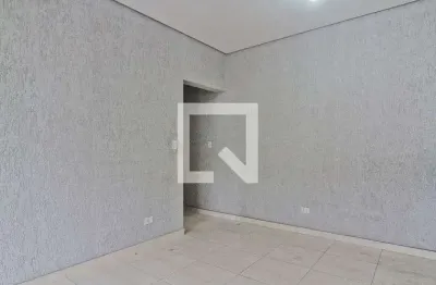 Casa com 2 quartos para alugar na Rua Vila Progresso, Vila Miriam, São Paulo