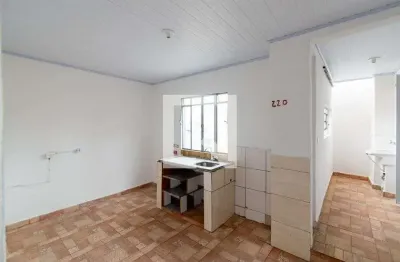 Casa com 2 quartos para alugar na Rua Simão da Matta, Jabaquara, São Paulo