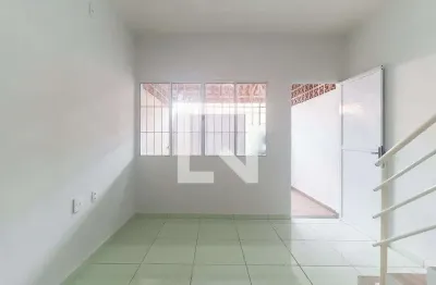 Casa / sobrado em condomínio para aluguel - caputera, 2 quartos,  65 m² - mogi das cruzes