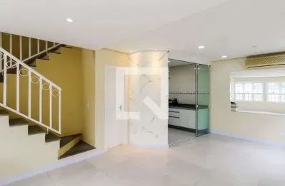 Casa com 3 quartos para alugar na Rua Mathias Velho, Centro, Canoas
