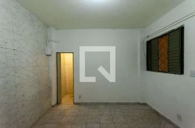 Casa com 1 quarto para alugar na Rua Antenor de Oliveira e Silva, Jardim Peri, São Paulo