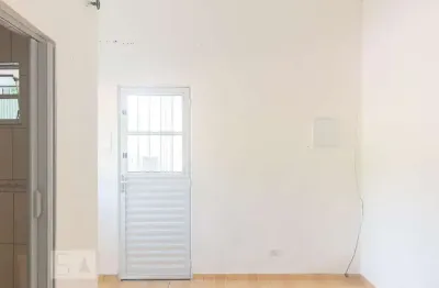 Casa com 1 quarto para alugar na Rua Lua do Alforje, Itaquera, São Paulo