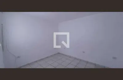 Casa com 1 quarto para alugar na Avenida Olavo Bilac, Quitaúna, Osasco