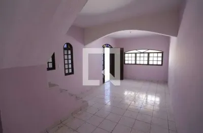 Casa com 2 quartos para alugar na Rua Arrojado Lisboa, Ponte Rasa, São Paulo
