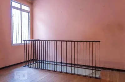 Casa com 4 quartos para alugar na Avenida Álvaro Machado Pedrosa, Água Fria, São Paulo