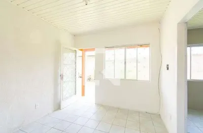 Casa com 2 quartos para alugar na Rua República, Fátima, Canoas