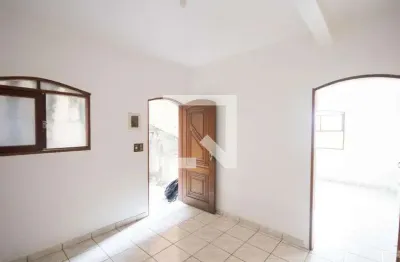 Casa com 1 quarto para alugar na Rua Rodrigo Caro, Jardim Daysy, São Paulo