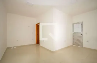 Casa com 2 quartos para alugar na Avenida Cruzeiro do Sul, Rochdale, Osasco