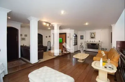Casa com 4 quartos para alugar na Rua Andréa Del Sarto, Tremembé, São Paulo