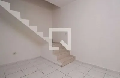 Casa com 1 quarto para alugar na Rua Monte Azul, Belém, São Paulo