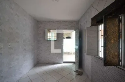 Casa para aluguel - fazenda da posse, 2 quartos,  66 m² - nova iguaçu