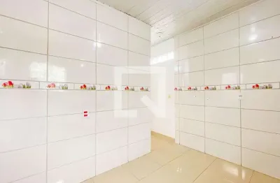 Casa com 2 quartos para alugar na Rua Álvares Lobo, Santo Amaro, São Paulo