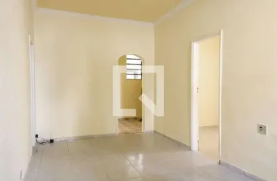 Casa com 3 quartos para alugar na Rua Capitão Jesus, Méier, Rio de Janeiro