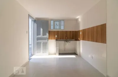 Casa com 1 quarto para alugar na Rua General Estilac Leal, Mauá, São Caetano do Sul