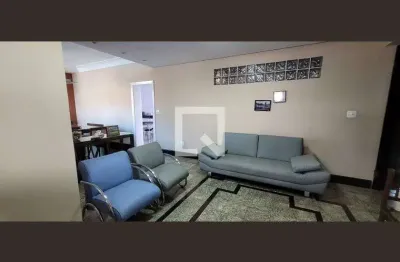 Casa com 6 quartos para alugar na Rua Imperatriz, Filadélfia, Betim