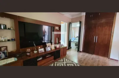 Casa com 6 quartos para alugar na Rua Imperatriz, Filadélfia, Betim