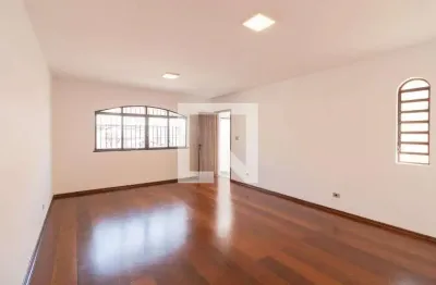Casa com 3 quartos para alugar na Rua Bernard de Soissons, Butantã, São Paulo
