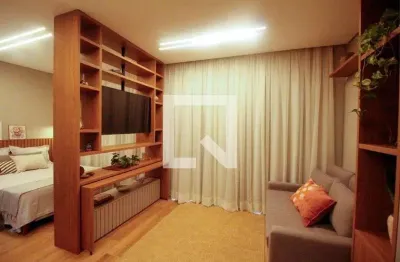 Casa com 1 quarto para alugar na Rua Chilon, Vila Olímpia, São Paulo