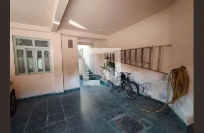 Casa com 1 quarto para alugar na Rua Lagolândia, Taquara, Rio de Janeiro