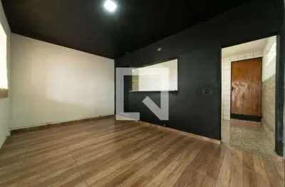 Casa com 1 quarto para alugar na Rua Caramuru, Colônia, Ribeirão Pires