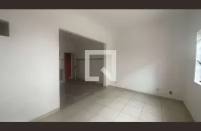 Casa com 2 quartos para alugar na Rua Capitão Pedro de Alcântara, Ponte Preta, Campinas