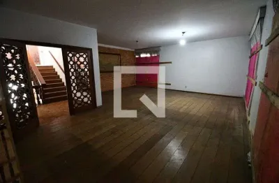 Casa com 5 quartos para alugar na Rua Inês de Castro, Taquaral, Campinas