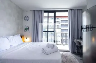 Kitnet / stúdio para alugar na rua doutor tomás alves, vila mariana, são paulo por r$ 2.610