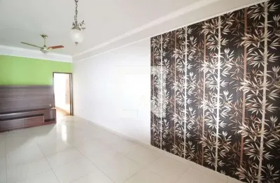 Casa com 4 quartos para alugar na Rua José Alves Garcia, Brasil, Uberlândia