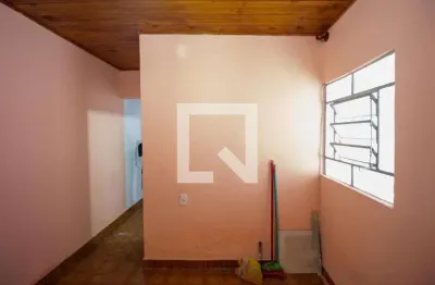 Casa com 2 quartos para alugar na Rua Flor da Verdade, Itaquera, São Paulo