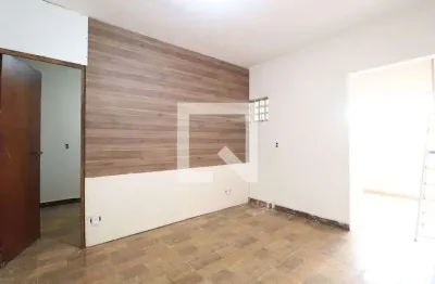 Casa para aluguel - segismundo pereira, 2 quartos,  70 m² - uberlândia