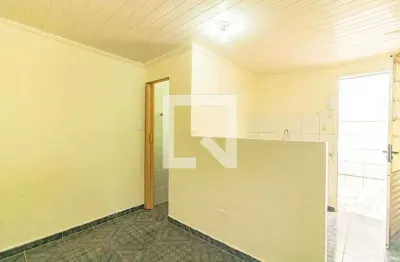 Casa com 1 quarto para alugar na Avenida Leonardo da Vinci, Jabaquara, São Paulo