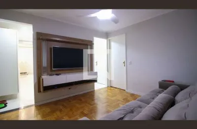Casa com 2 quartos para alugar na Rua Amelia Vanso Magnoli, Aricanduva, São Paulo