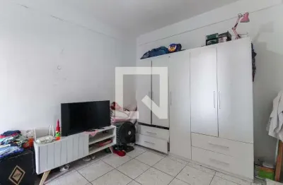 Casa com 1 quarto para alugar na Rua Fonte da Saudade, Vila Jacuí, São Paulo