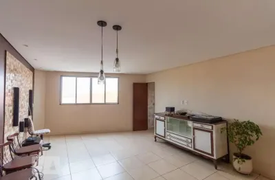 Casa com 3 quartos para alugar na Rua Passos de Los Libres, Cangaíba, São Paulo