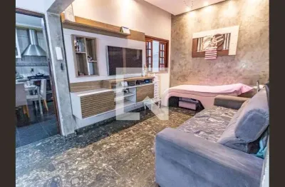 Casa com 4 quartos para alugar na Rua Professor Batista de Andrade, Brás, São Paulo