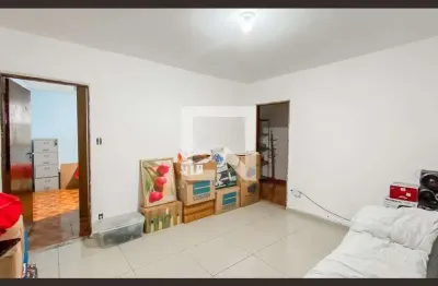 Casa com 2 quartos para alugar na Rua Itapiruna, Cangaíba, São Paulo