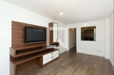 Casa com 2 quartos para alugar na Alameda dos Nhambiquaras, Moema, São Paulo